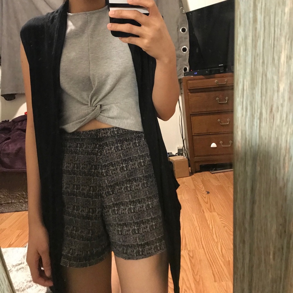 BUNDLE!!!! Cardigans🌻 - Picture 3 of 11